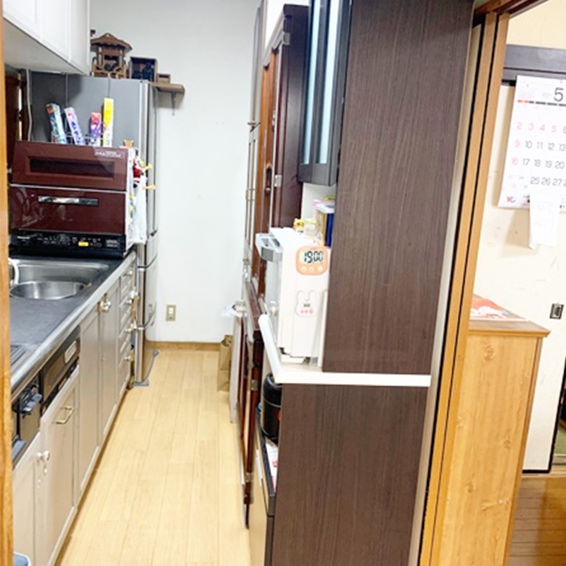厨房餐边柜:尺寸、收纳与布局选择:改造前