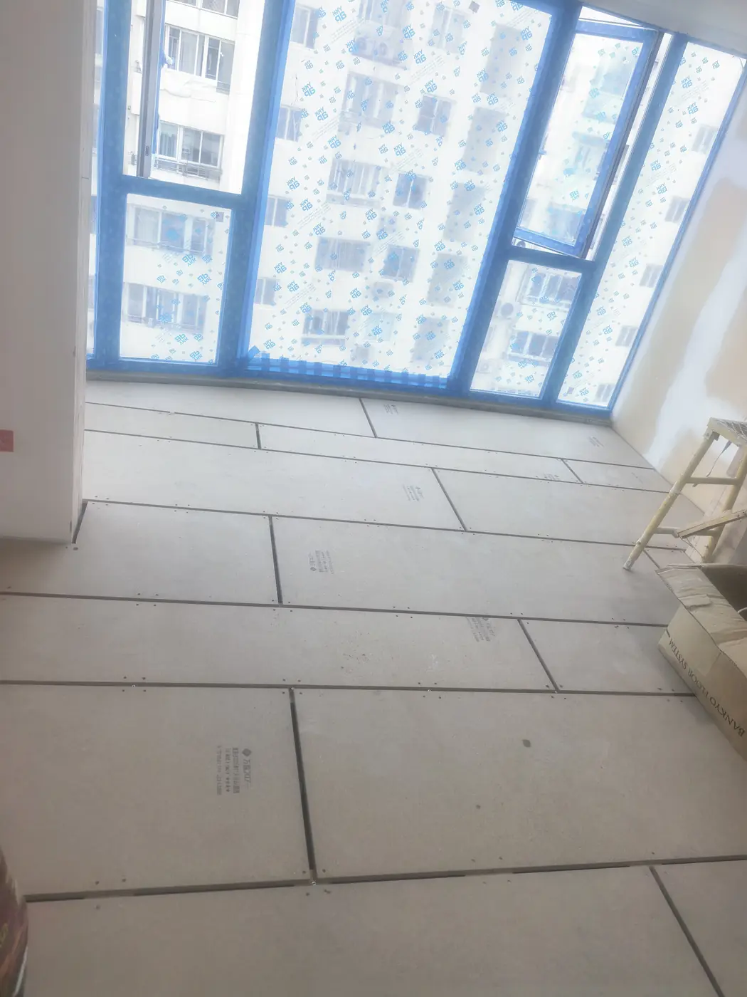 地面系统 10