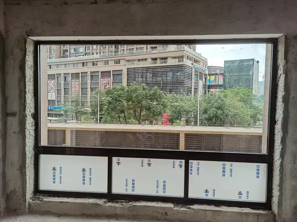 YKK系统窗先行 1