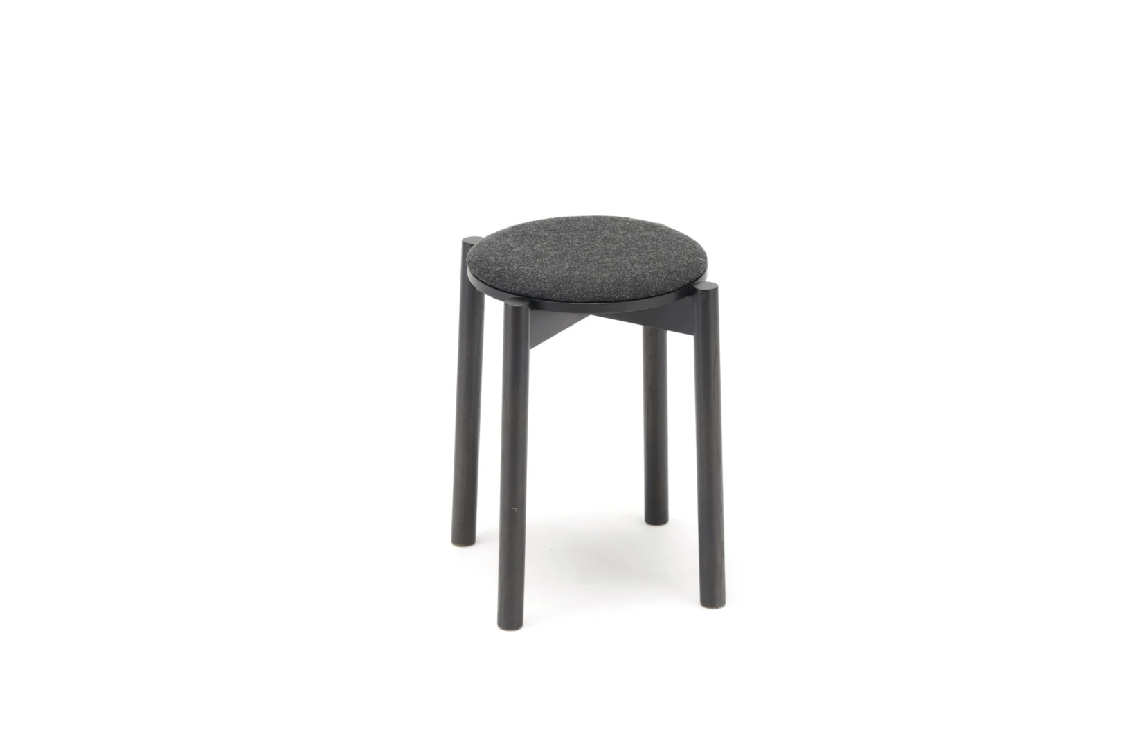 Castor Stool Plus Pad 产品与空间
