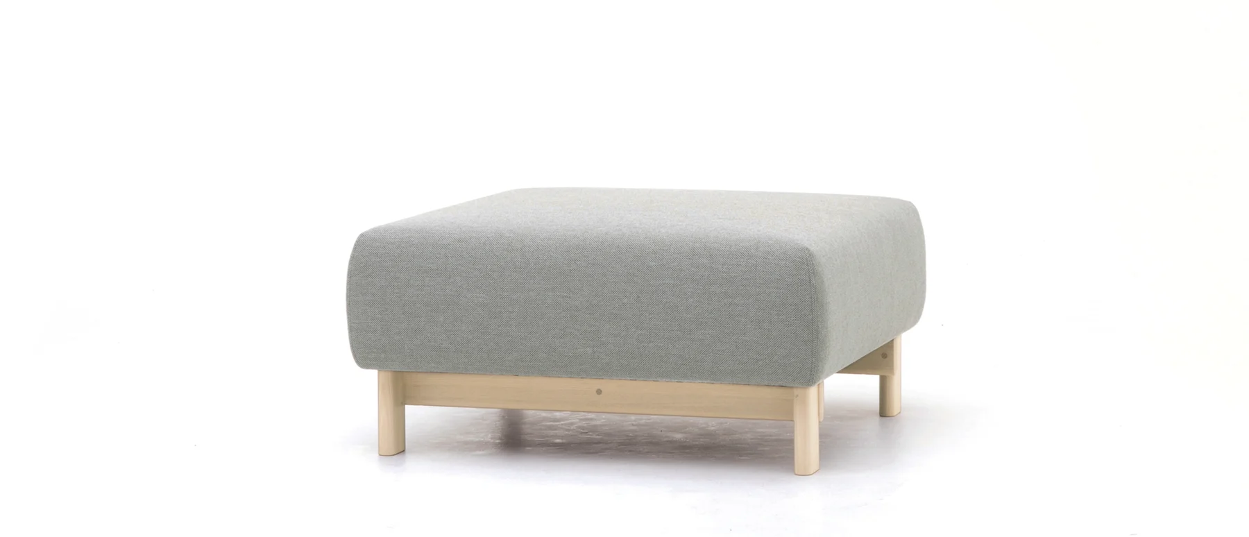 Elephant Sofa Island 产品与空间