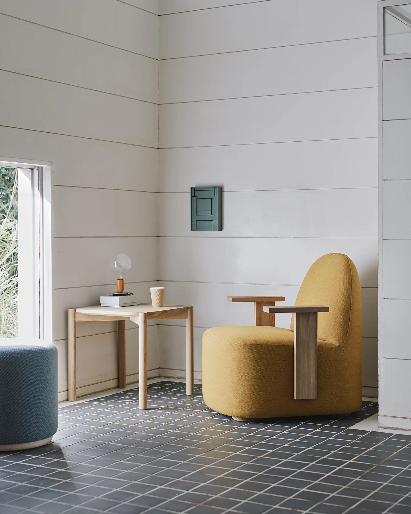 Polar Lounge Chair S with Arms 产品与空间