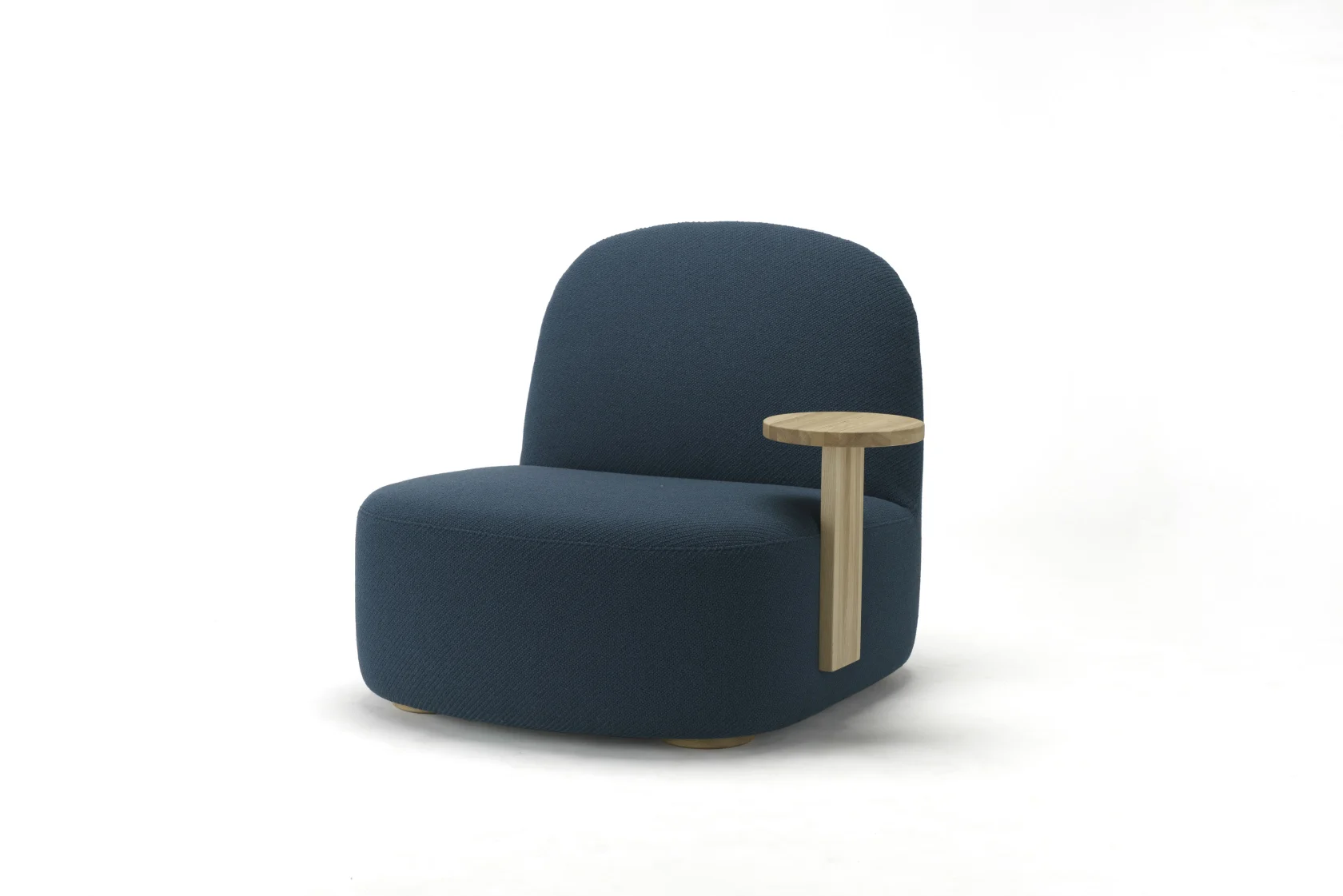 Polar Lounge Chair L with Side Table Left 产品与空间