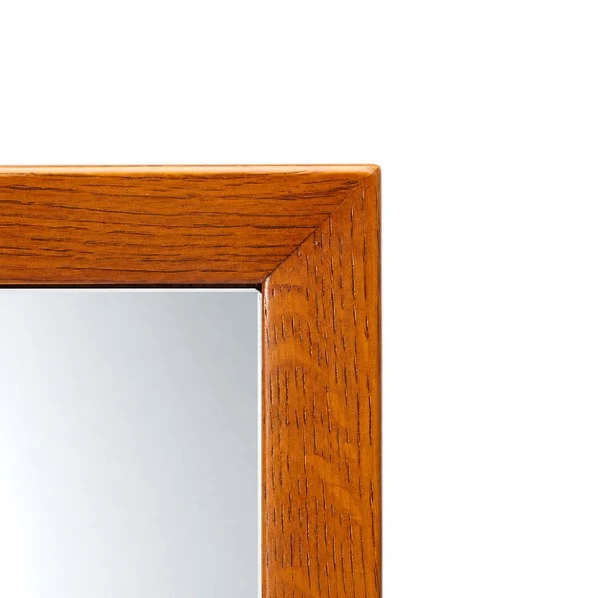 Stand mirror